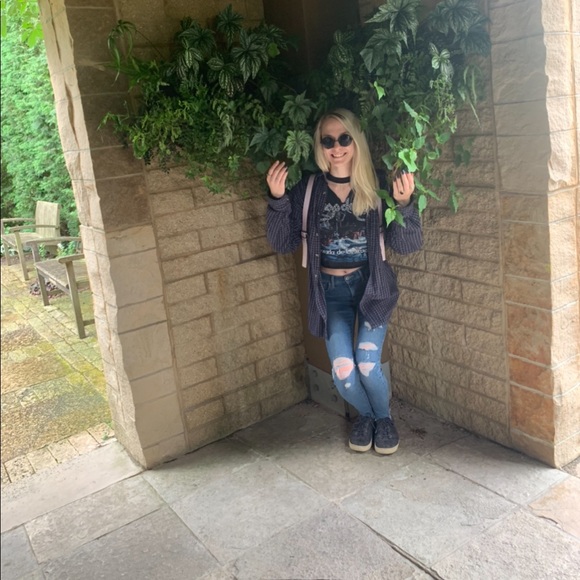 Meet your Posher, Morgan - Picture 2 of 3